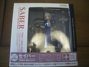 【新品未開封】リボルテック・セイバー Fate/stay night