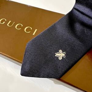 美品 GUCCI ネクタイ シルク100% グレー チャコール 2410-462