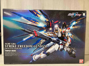 BANDAI バンダイ 1/60 ZGMF-X20A ストライクフリーダムガンダム PG 「機動戦士ガンダムSEED DESTINY」 プラモデル