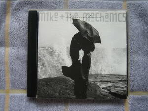 CD　80年代名盤　マイク＆ザメカニックス　Living Years　輸入盤・中古品　Mike + The Mechanics　Genesis　ジェネシス　MikeRutherford　