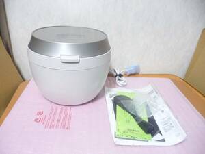 ★展示品 Panasonic パナソニック 可変圧力IHジャー炊飯器 Bistro（ビストロ）SR-V10BA-HJ [上位機種/5.5合炊き/ライトグレージュ] 保証付