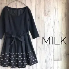 MILK ミルク　ウール　リボン　ワンピース　ベルト付き　タック　プリント　黒