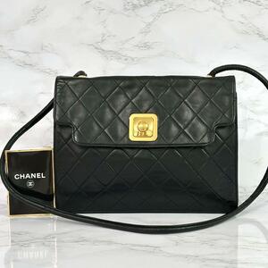 シャネル CHANEL ショルダーバッグ マトラッセ ラムスキン ゴールド金具　0477317