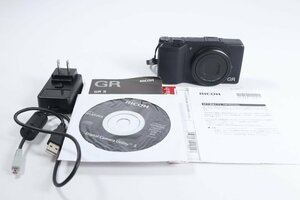 RICOH リコー GR GR LENS 18.3mm F2.8 ブラック コンパクト デジタルカメラ 取扱説明書 充電器付き 3136-TE