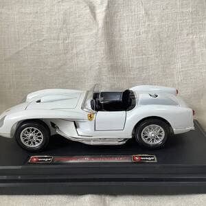 ★ミニカー、BBURAGO、1/24、フェラーリテスタロッサ、FERRARI TESTA ROSSA 250★