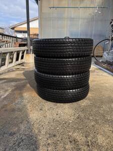 軽トラ用スタッドレスタイヤ　ブリヂストン　W300　145/80　R12　2023年製