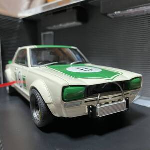 未展示品　オートアート1/18 スカイラインGTR(KPGC10)レーシング1971