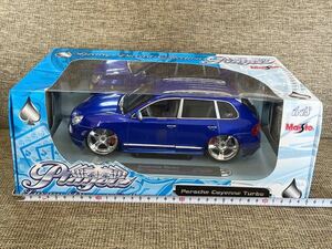 美品1/18 Porsche Cayenne Turbo ブルーポルシェカイエンターボ ラグジュアリーダイキャストミニカー改造、カスタム品プレイヤーズplayerz