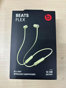 新品未開封　イヤホン Beats Flex MYMD2PAA　Apple W1ヘッドフォンチップ