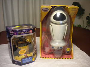 「ウォーリー」ディズニー・ピクサー Disney store EXCLUSIVE「INFRARED REMOTE CONTROLLED WALL.E」「EVE Remote Control Robot」新品