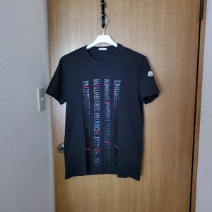 モンクレール【美品】Tシャツ Lサイズ ブラック ジャパンタグ 文字プリント