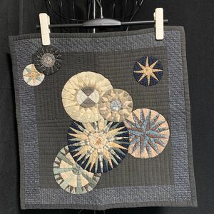 ☆花火 古布 パッチワーク ラグ マット タペストリー 生地 ハンドメイド 手芸 リメイク 素材 刺し子 型染め 絣 手作り かすり(8409)