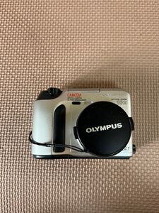 1円　OLYMPUS オリンパス　C-700 Ultra Zoom 動作未確認　コンパクトデジタルカメラ　現状品 EOS