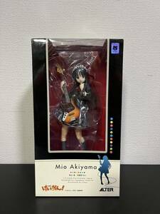 中古美品★けいおん！ K-ON! 1/8スケール 秋山澪 フィギュア 学園祭Ver. アルター Mio Akiyama bass guitar 完成品