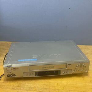 【ジャンク】ソニー SONY SLV-R300 VHSビデオデッキ サイズ 幅約43×奥行約28×高さ約10cm 電通OK 動作未確認◆N1-431