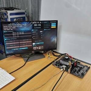 ASRock Z390 Phantom Gaming 4/ATXマザーボード/(LGA1151)INTEL第8,9世代CPU対応/PCパーツ 自作PC DIY 修理材料★通電,BIOS確認のみ