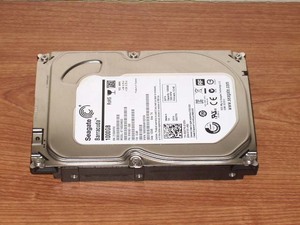 ★ 1TB ★ Seagate 【 ST1000DM003 】薄型タイプ　良品 ★AN8