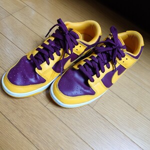 NIKE DUNK LOW レトロ　ナイキ ダンク ロー レトロ ユニバーシティゴールド アンド ディープマルーン