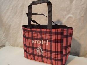 ｓｎｉｄｅｌ　チェック、トートバック新品　Ｃ-14