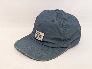 VANS バンズ ストラップバックキャップ off the wall パッチ ユーズド加工 カラー：ブルー