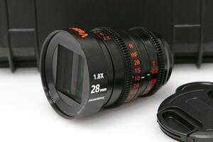 並品｜その他 28mm F2.2 1.8X ANAMORPHIC　CA01-T1464-2K4