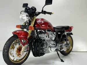 ☆１/１２プラモデル☆ホンダＣＢＸ１０００☆６気筒☆塗装済み完成品☆送料無料☆