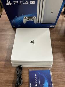 【極美品】　PlayStation4 PRO グレイシャーホワイト 1TB (CUH-7200BB02)　動作保証あり