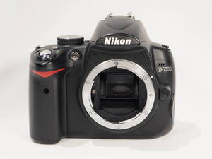 NIKON　ニコン　D5000　訳あり