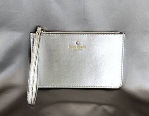 未使用★ Kate Spade NewYork ケイトスペード 薄型 ミニポーチ ロゴ シルバー 内側水玉 ドット 財布 ストラップ付ミニバッグ クラッチ KA6