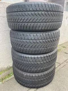 DAVANTI 245/45R20 タイヤ