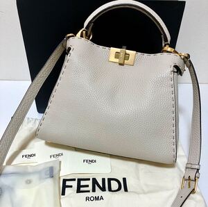 超美品★FENDI フェンディ ピーカブー セレリア エッセンシャリー バッグ 正規品