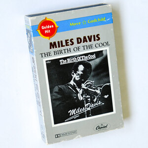 《アウターケース付/韓国版カセットテープ》Miles Davis●The Birth of The Cool●マイルス デイヴィス●クールの誕生