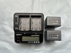 SONYビデオカメラ充電器AC-VQV10と専用バッテリーNP-FV100×2のセット中古品ジャンク扱い