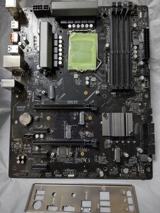 【中古品】ASRock H570 Phantom Gaming 4 LGA1200 ATX -186