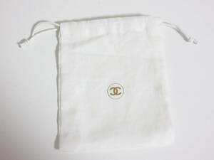 CHANEL シャネル 化粧品 ポーチ 巾着 ロゴ ホワイト yg6562