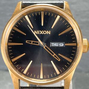 美品 NIXON ニクソン THE SENTRY 腕時計 アナログ クオーツ 3針 カレンダー ブラック文字盤 レザーバンド 新品電池交換済み 動作確認済み