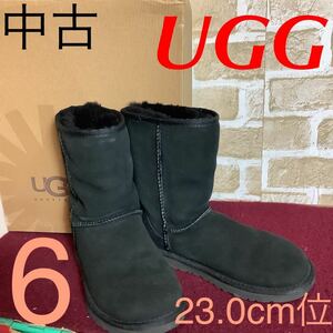 【売り切り!送料無料!】A-200 UGG!ムートンブーツ!6 23.0cm位!黒!ブラック!ショートブーツ!ムートン!おしゃれ!4定価27,300円！中古!