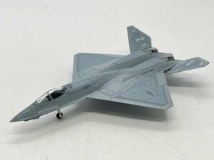 ☆個人保管品☆ #1640 YF-23 戦闘機 航空機 軍用機 プラモデル 模型 詳細不明 83.5ｇ 全長約14.5㎝ 現状品