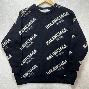 【極美品・最高峰】 BALENCIAGA バレンシアガメンズ ウール クルーネック ニット セーター ジャガード 総柄 ロゴ ブラック Mサイズ