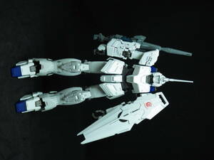 バンダイ　1/100　RX-O　ユニコーンガンダム　完成品