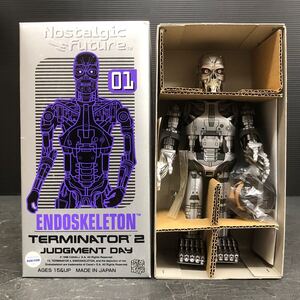 未使用 美品 メディコムトイ THE TERMINATOR ターミネーター フィギュア Nostalgic Future 01 ENDOSKELETON