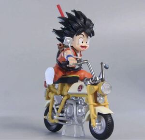 Xmas限定セール　ドラゴンボール 海外限定 孫悟空　バイクフィギュアDRAGON 箱無し PVC ごくう