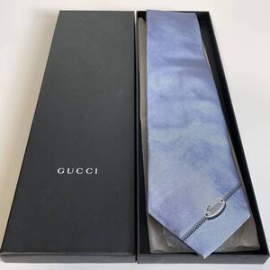 グッチ（GUCCI） 水色ワンポイントブランド名線ネクタイ