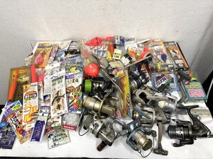 E141　釣具　大量　まとめ売り　リール　サビキ　仕掛け　ウキ　釣針　ハリス　他　Daiwa　ダイワ　フィッシング