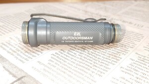 【中古】SUREFIRE E2L Outdoorsman 旧ロゴ 2セル6V純正ボディ HAカラー シュアファイア　 検(E1 6P