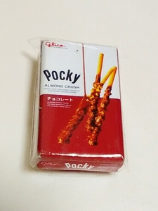 ミニチュア★チョコポッキー★アーモンドクランチ★リアルマグネット★ドールハウス★冷蔵庫や勉強机の張り紙にも★激安★お買得★