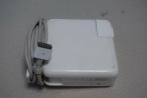 C0414 T* 純正 Apple Macbook pro 13、15 インチ　アダプター magsafe1 60 Watt A1184　動作は確認済み