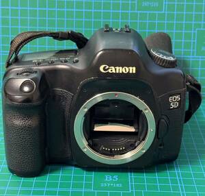 Canon キヤノン デジタル一眼レフカメラ EOS 5D ボディ EOS5D 初期　ジャンク　