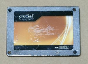 Windows98SE入り 　Crucial CTFDDAC064MAG-1G1 64GB SATAタイプ 2.5インチ SSD