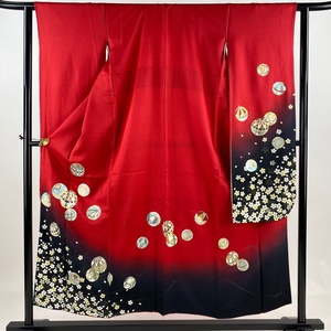 振袖 身丈153.5cm 裄丈61.5cm S 袷 鞠 桜 金銀彩 ぼかし 赤 正絹 秀品 【中古】